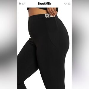 Blackmilk Matte Black Hight waisted Pocket Leggings